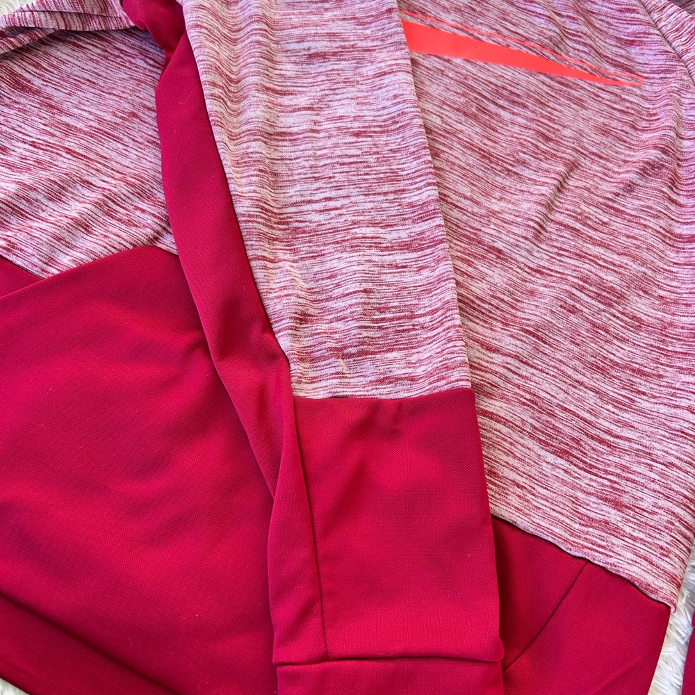 Nike Red and white dri fit Hoodie size XL - Picture 5 of 10
